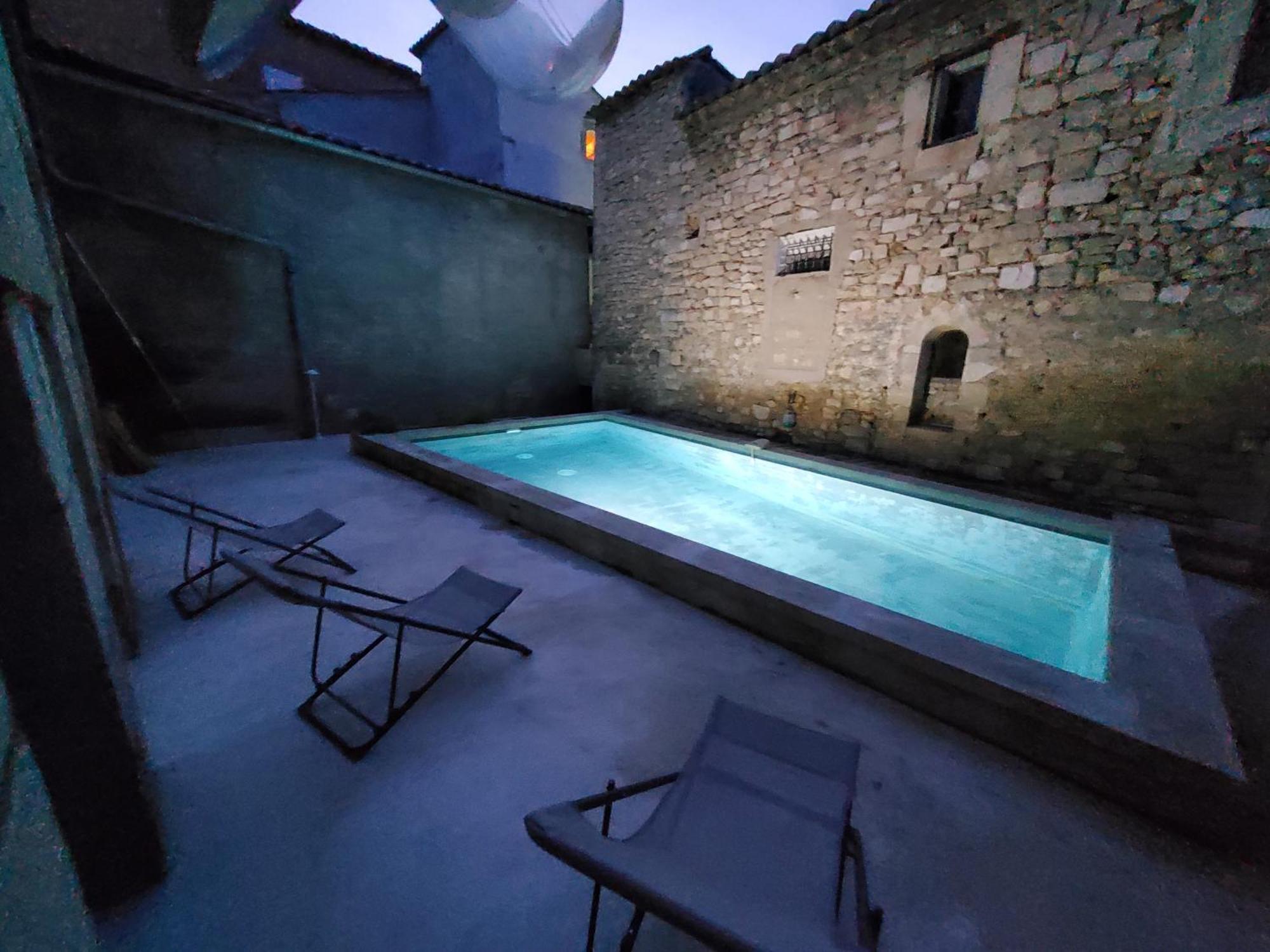 La Maison Bleue Céreste Dış mekan fotoğraf