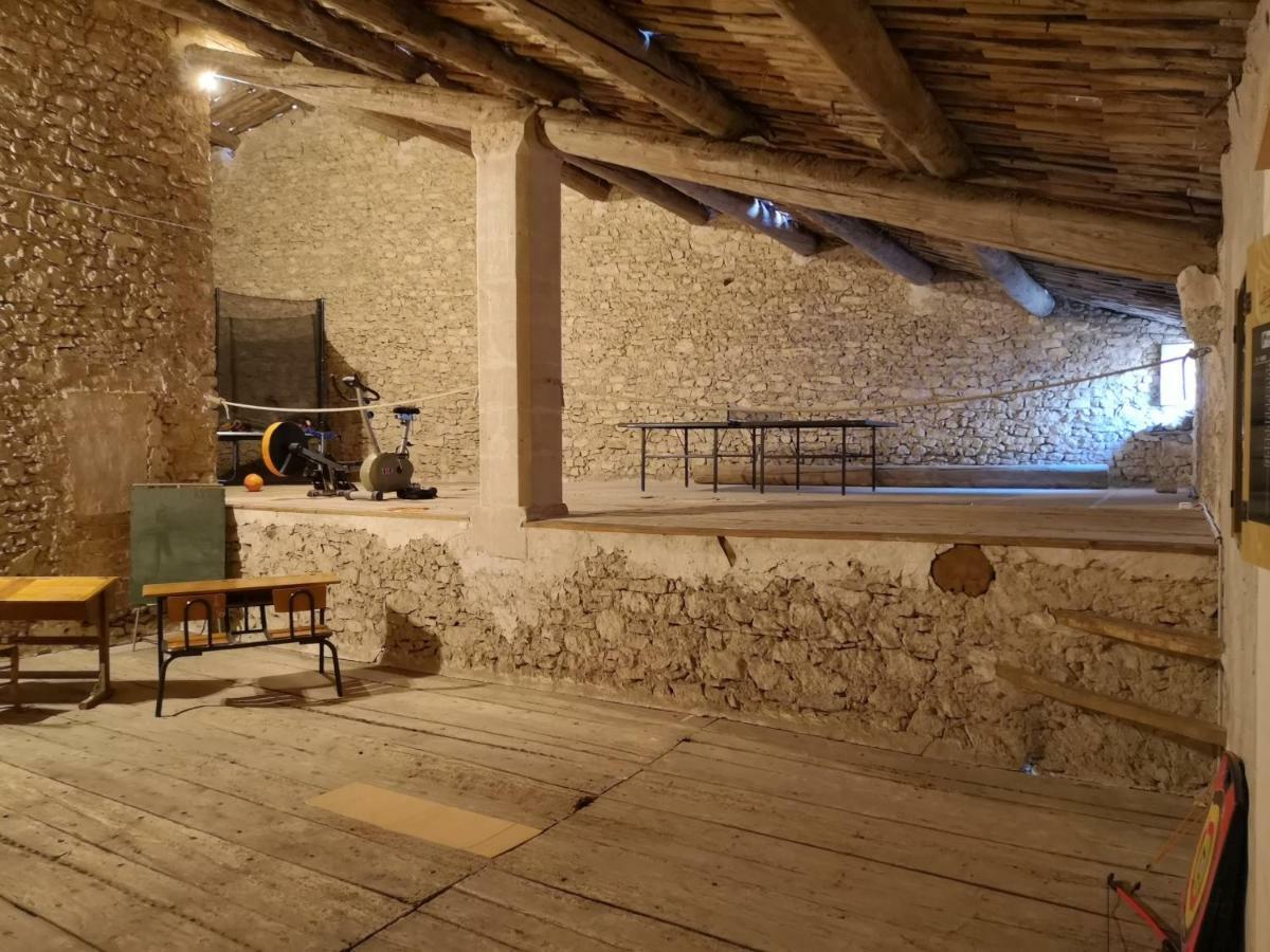 La Maison Bleue Céreste Dış mekan fotoğraf