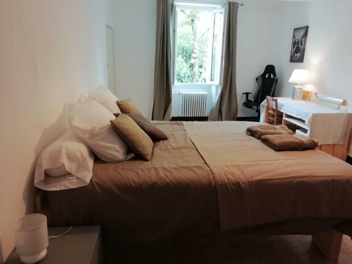 La Maison Bleue Céreste Dış mekan fotoğraf